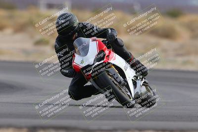 media/Dec-17-2022-SoCal Trackdays (Sat) [[224abd9271]]/Turn 16 (210pm)/